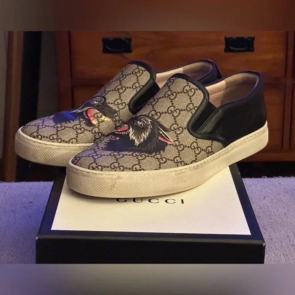 Gucci Dublin GG Supreme Gucci Black GG Supreme Canvas Tiger Print Dublin Sneakers  main image 3